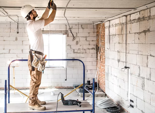 10 Things To Consider When Selecting A Building Maintenance Company
